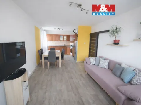 Prodej bytu 3+1, Podbořany, Dukelská, 59 m2