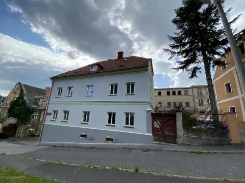 Pronájem bytu 1+1, Liberec, nám. Českých bratří, 40 m2