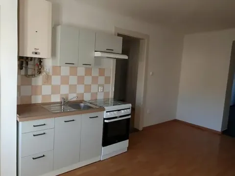 Pronájem bytu 2+1, Hořovice, 9. května, 65 m2