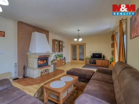 Prodej rodinného domu, Kvíčovice, 249 m2