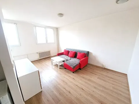 Pronájem bytu 1+kk, Praha - Vysočany, U vinných sklepů, 30 m2