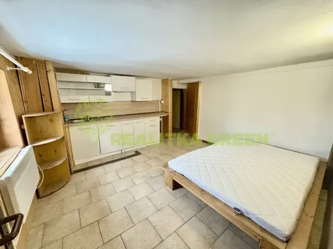 Pronájem bytu 1+kk, Žlutava, 30 m2