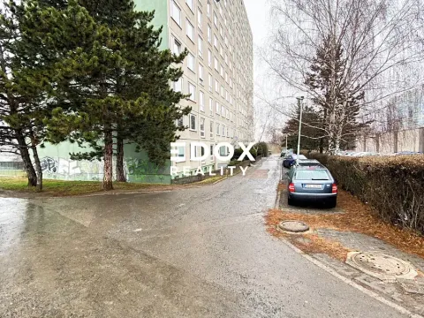 Prodej bytu 3+1, Praha - Řepy, Na chobotě, 77 m2