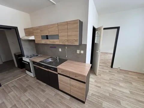 Pronájem bytu 3+1, Jeseník, Tovární, 72 m2