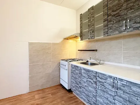 Pronájem bytu 1+1, Jirkov, Studentská, 35 m2