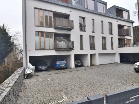 Prodej bytu 2+kk, Řevnice, Komenského, 55 m2