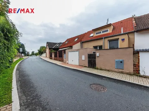 Prodej rodinného domu, Praha - Uhříněves, V kuťatech, 78 m2