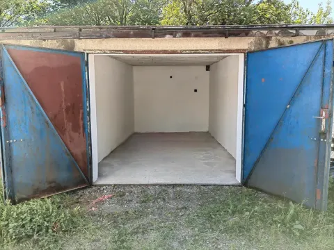 Pronájem garáže, Praha - Michle, Podle Kačerova, 20 m2