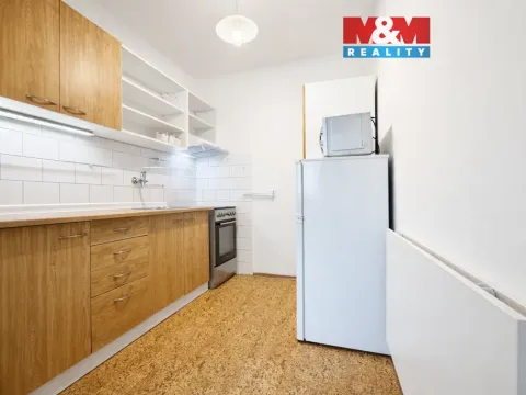 Pronájem bytu 1+kk, Kolín - Kolín II, Březinova, 33 m2