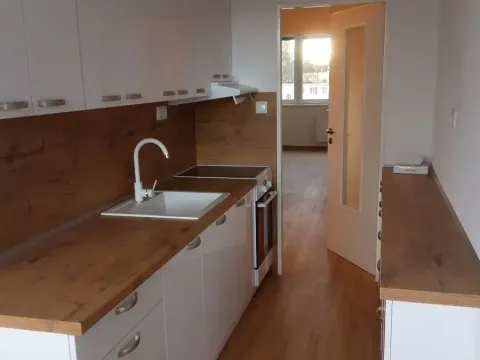 Pronájem bytu 2+1, Klatovy, Pod Hůrkou, 60 m2