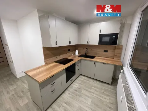 Pronájem bytu 2+1, Poniklá, 63 m2