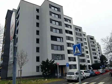 Pronájem bytu 2+kk, Praha - Hloubětín, Kukelská, 45 m2