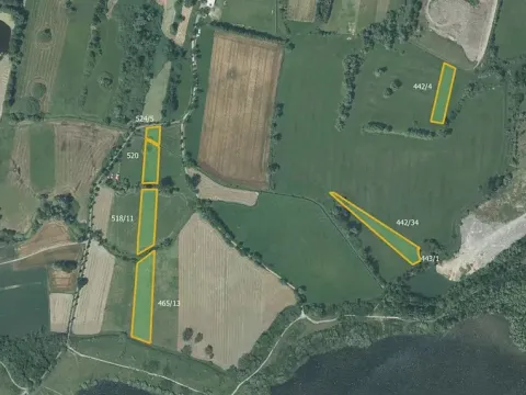 Prodej pole, Dolní Benešov, 44122 m2