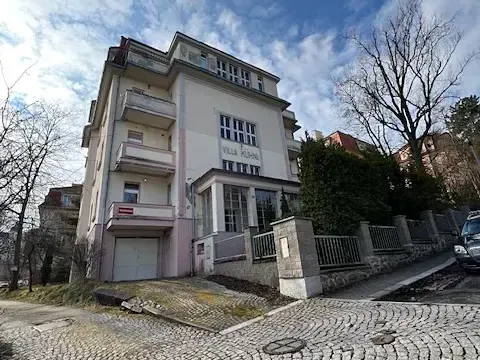 Prodej bytu 1+kk, Karlovy Vary, Poděbradská, 58 m2