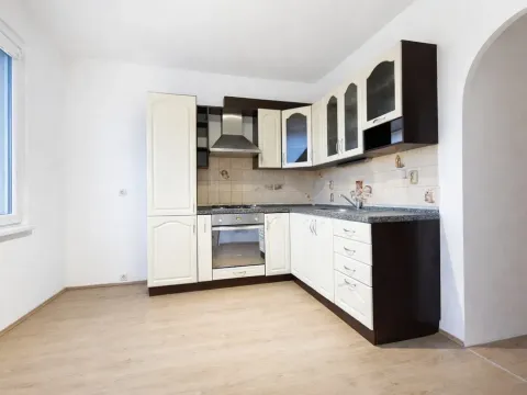 Pronájem bytu 1+1, Bílina - Teplické Předměstí, Sídliště Za Chlumem, 35 m2