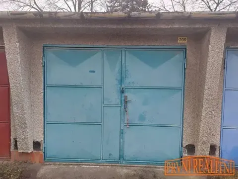 Pronájem garáže, Uherský Brod, Pod Horním Dvorem, 21 m2