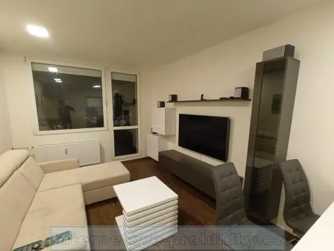 Pronájem bytu 2+kk, Praha - Střížkov, Bínova, 44 m2