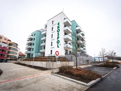 Pronájem bytu 2+kk, Praha - Strašnice, Strančická, 45 m2