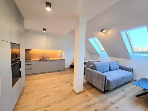 Pronájem ubytování, Praha - Vršovice, Ruská, 84 m2