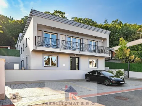 Pronájem bytu 4+kk, Praha - Komořany, Pod lesem, 127 m2