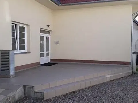 Pronájem garážového stání, Kladno, Dr. Vrbenského, 20 m2