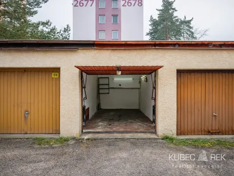 Pronájem garáže, Tábor, Náchodská, 19 m2