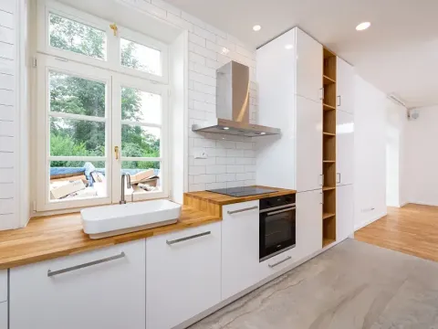 Pronájem bytu 1+kk, Praha - Malešice, Strnadova, 32 m2