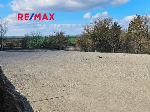 Pronájem pozemku, Slaný, 2003 m2