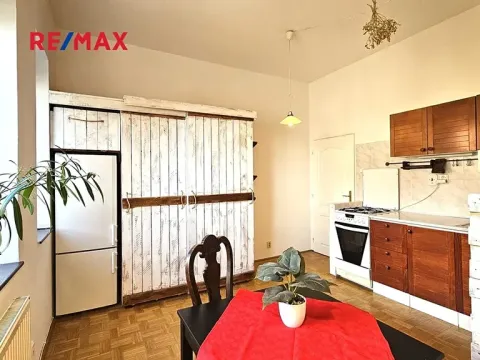 Pronájem bytu 2+kk, Praha - Břevnov, U Ladronky, 50 m2