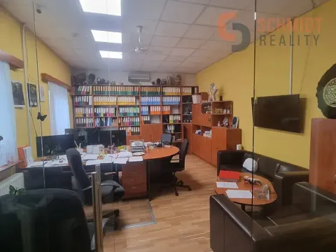 Pronájem kanceláře, Brno, Křenová, 205 m2