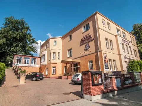 Prodej ubytování, Teplice, Vrchlického, 1500 m2