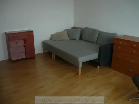 Pronájem pokoje, Praha - Kobylisy, Líbeznická, 16 m2
