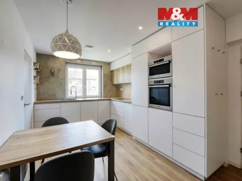 Pronájem bytu 3+kk, Plzeň, Čermákova, 66 m2