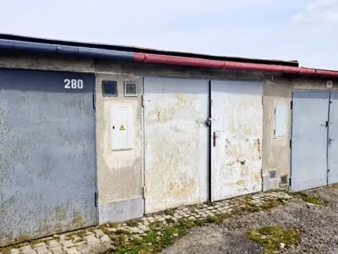 Pronájem garáže, Jihlava, Telečská, 20 m2