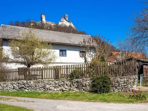 Prodej rodinného domu, Bezděz, 240 m2