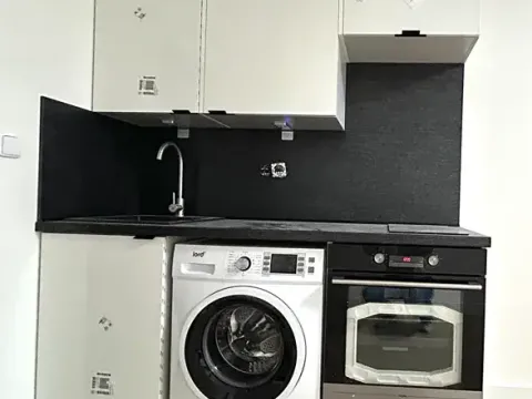 Pronájem bytu 1+kk, Praha - Vysočany, U vinných sklepů, 21 m2