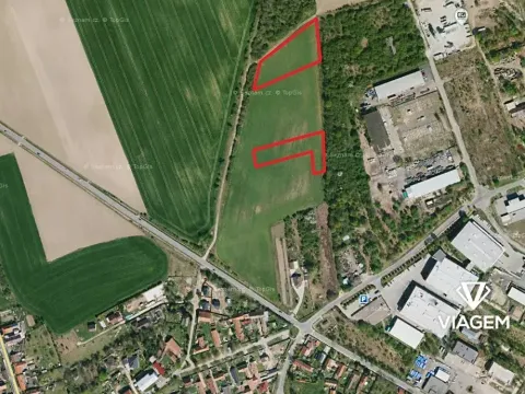 Prodej podílu komerčního pozemku, Milovice, 2854 m2