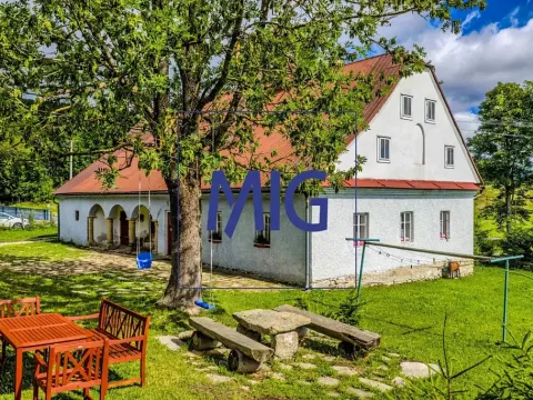 Prodej chalupy, Staré Město, 240 m2