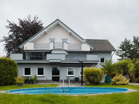 Prodej rodinného domu, Domašov u Šternberka, 400 m2