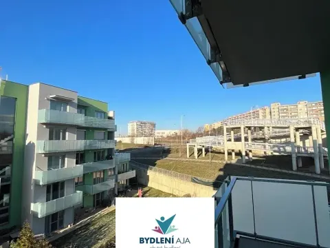 Pronájem bytu 1+kk, Praha - Řeporyje, Kakosova, 44 m2