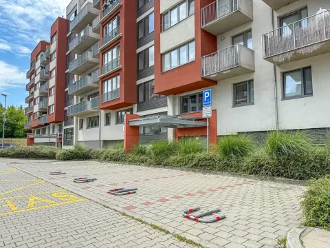 Prodej garážového stání, Olomouc, Edvarda Beneše, 12 m2