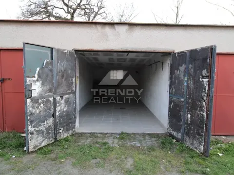 Pronájem garáže, Plzeň, Lobezská, 15 m2