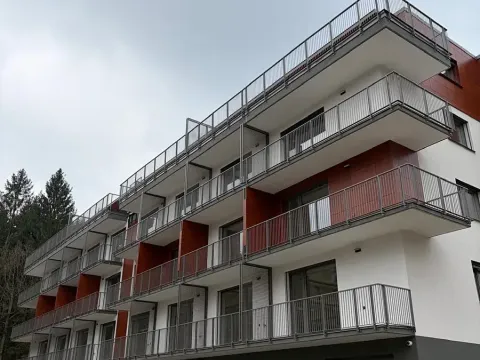 Pronájem bytu 2+kk, Jablonec nad Nisou, Jezdecká, 70 m2
