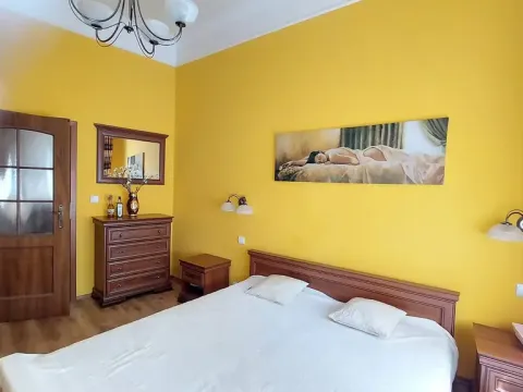 Prodej bytu 3+kk, Karlovy Vary, Kolmá, 81 m2