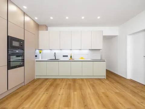 Prodej bytu 3+kk, Praha - Holešovice, Řezáčovo náměstí, 95 m2