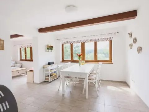 Pronájem chaty, Chocerady, 65 m2