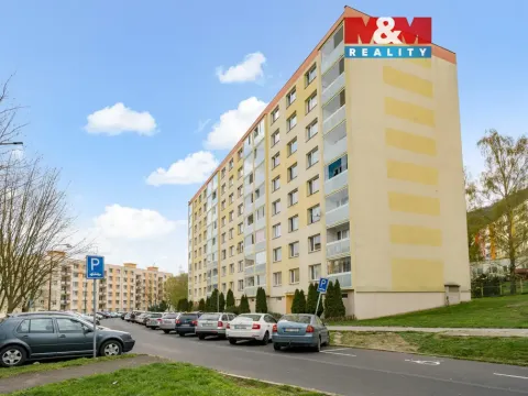 Prodej bytu 3+1, Krupka - Maršov, Karla Čapka, 80 m2