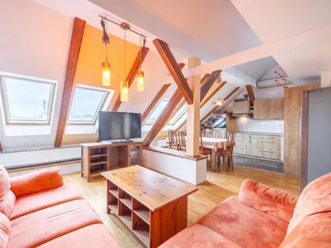 Prodej bytu 4+kk, Praha - Vršovice, Amurská, 175 m2