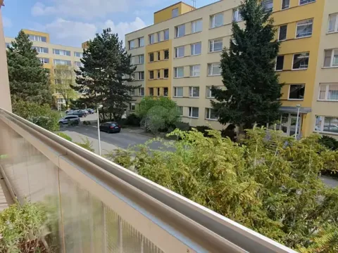 Pronájem bytu 3+1, Praha - Žižkov, Na rovnosti, 75 m2