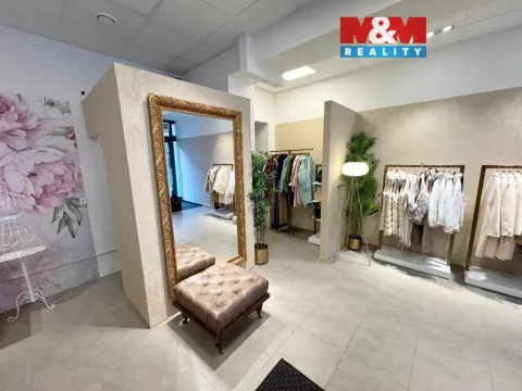 Pronájem obchodního prostoru, Hradec Králové - Pražské Předměstí, Dukelská třída, 6 m2